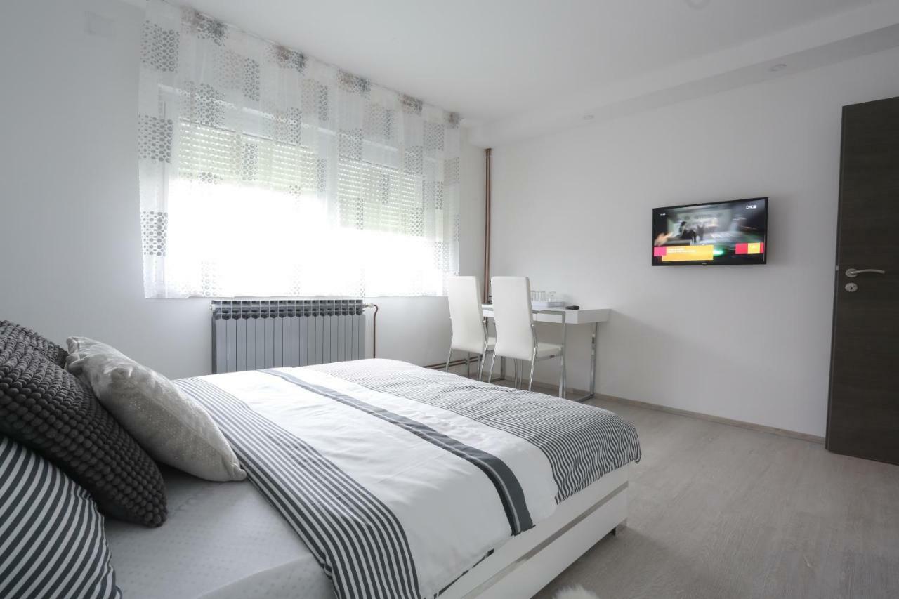 Imperium Rooms Zagreb Airport Velika Gorica Exterior foto